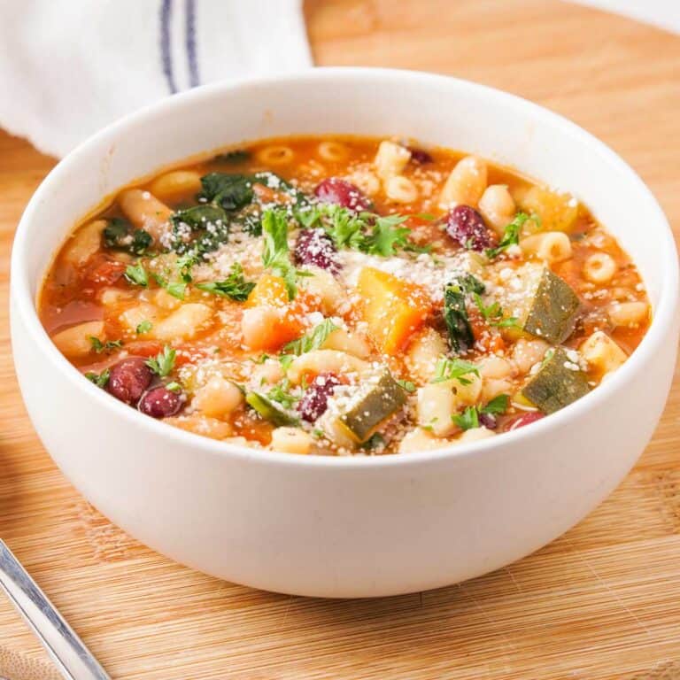 Instant Pot Minestrone Soup – Easy Recipe