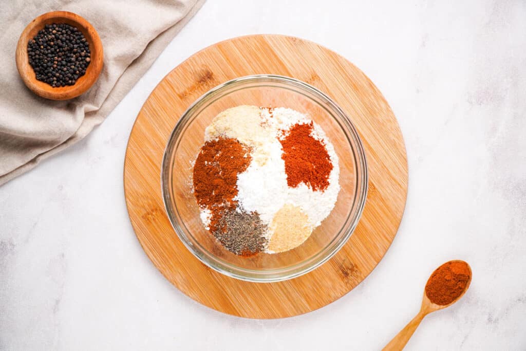 seasoning mixture in glass bowl