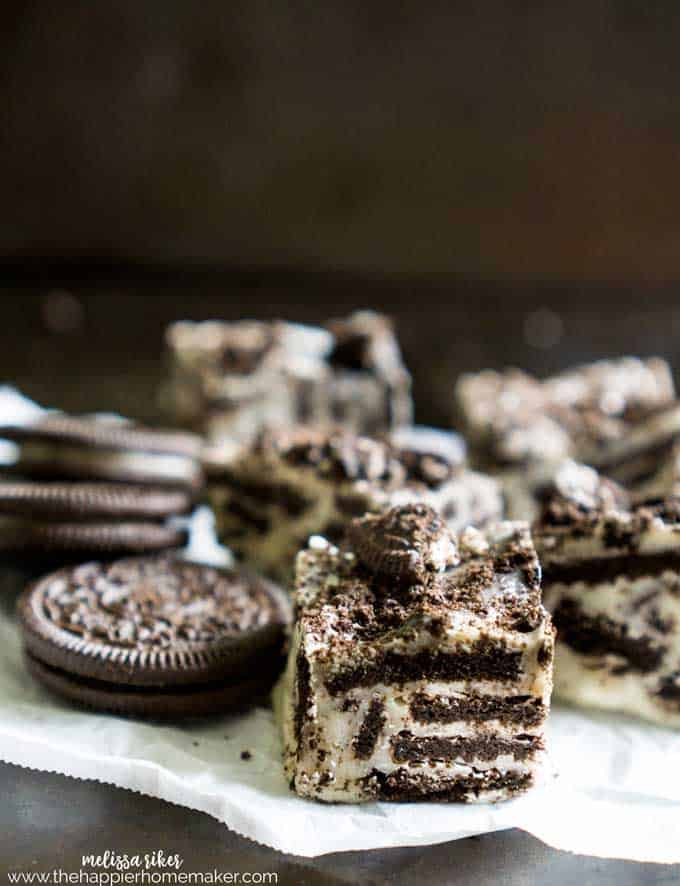 A close up of a piece of three ingredient Oreo cookie with chocolate fudge and Oreos