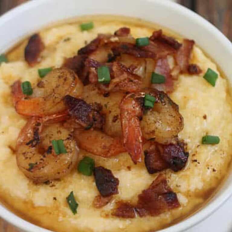 What to Serve with Shrimp and Grits – 20 Delicious Sides