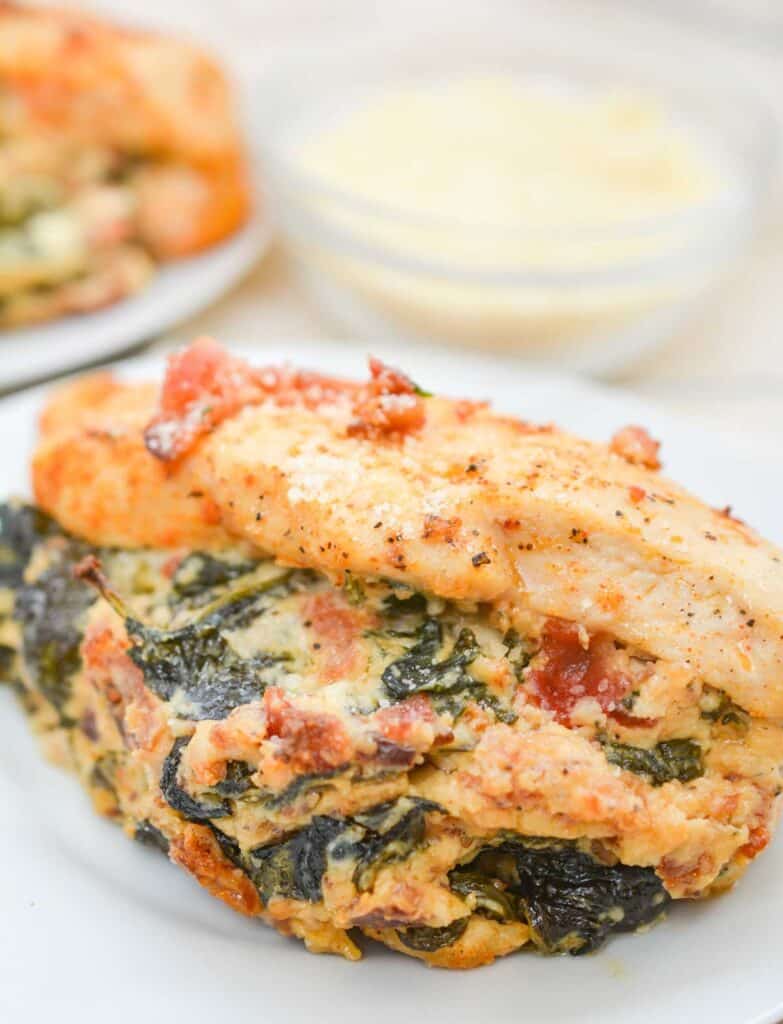 spinach and cheese stuffed chicken breast